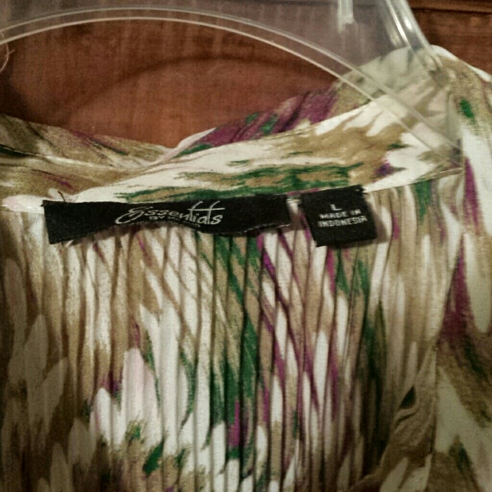 Essentials // Ribbed Colorful Blouse - Picture 3 of 3