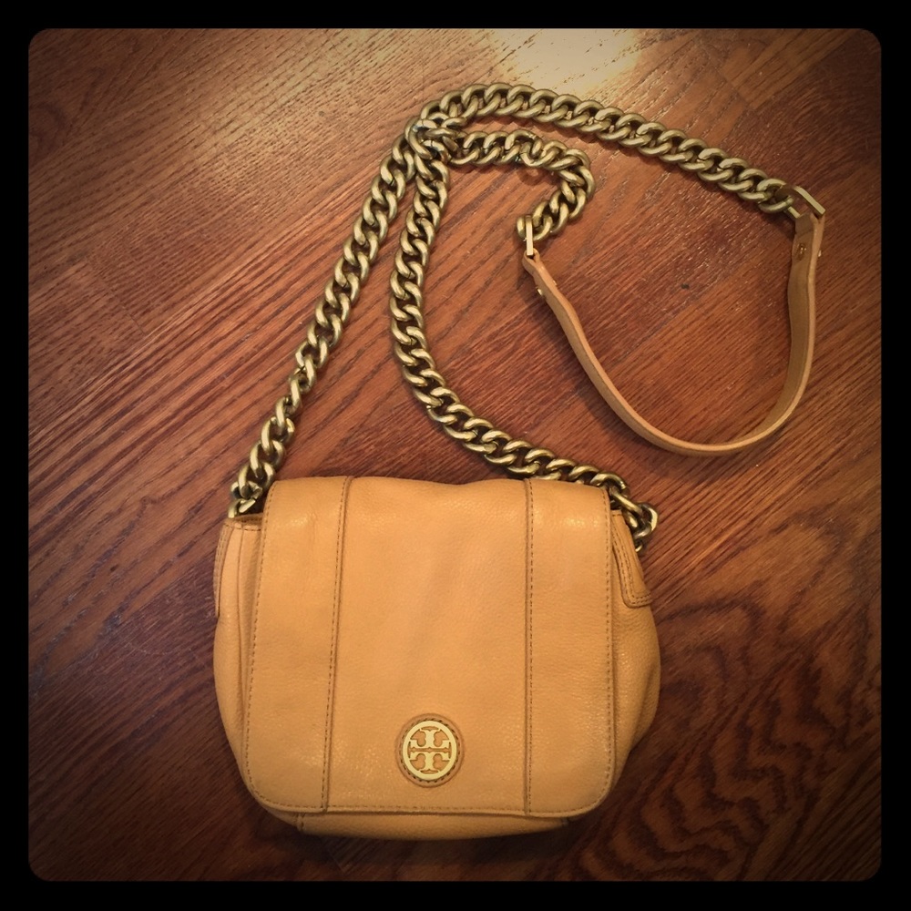 Tory Burch beige leather crossbody with gold chain
