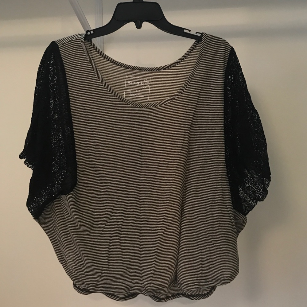 Free people crop top with lace sleeves