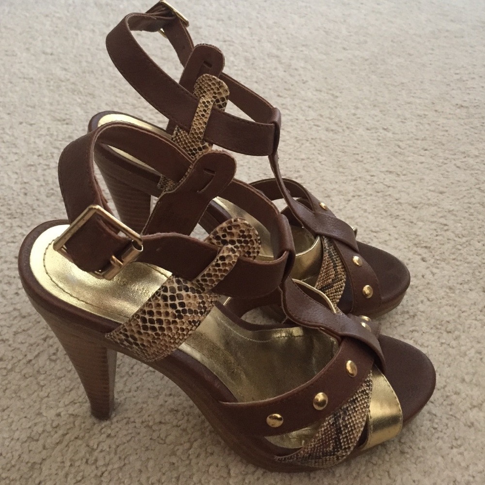H&M faux leather & faux snakeskin highheel sandals