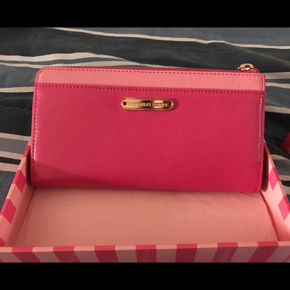 Victoria Secret pink 2 tone zip wallet