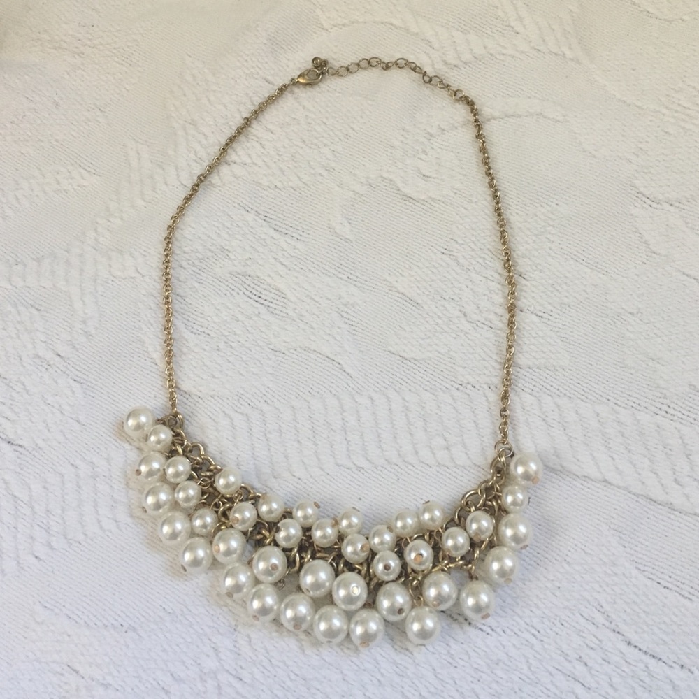 Pearl cluster statement necklace