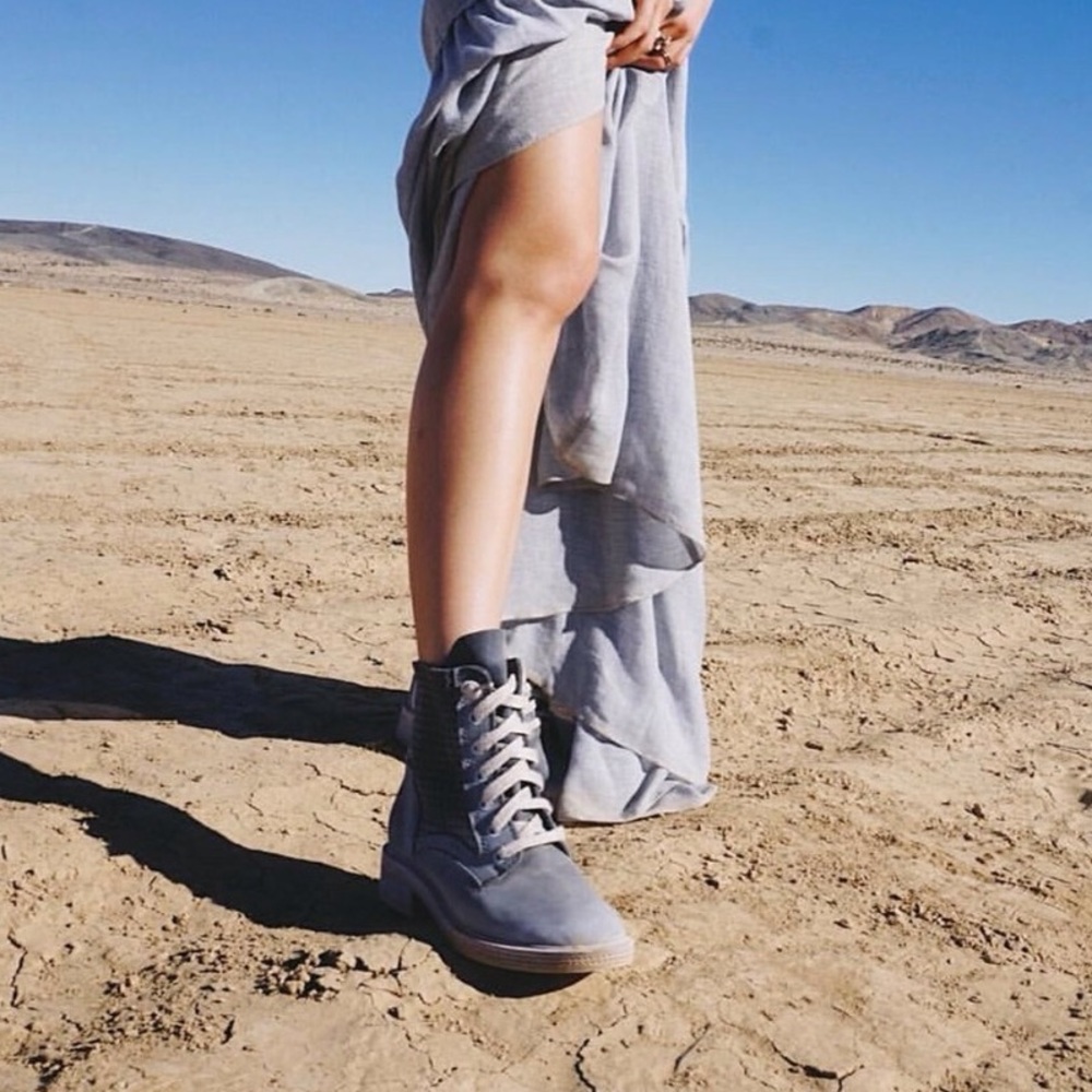 🍃💕NIB Dolce Vita Aldis Leather Combat Boot - Picture 2 of 7