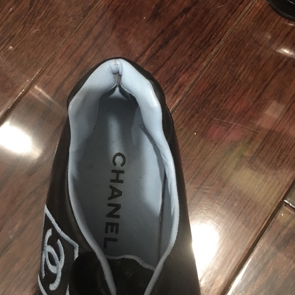 Chanel black and baby blue sneaker - Picture 2 of 4