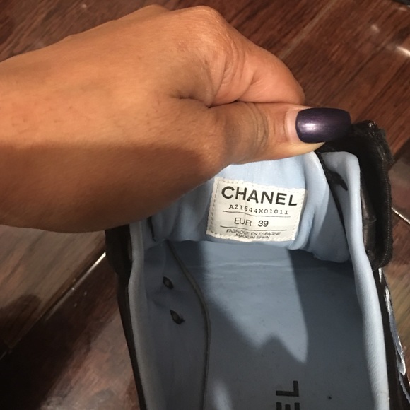 Chanel black and baby blue sneaker - Picture 3 of 4