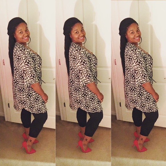 SOLD ❤️❤️❤️Red Heels - Picture 2 of 4