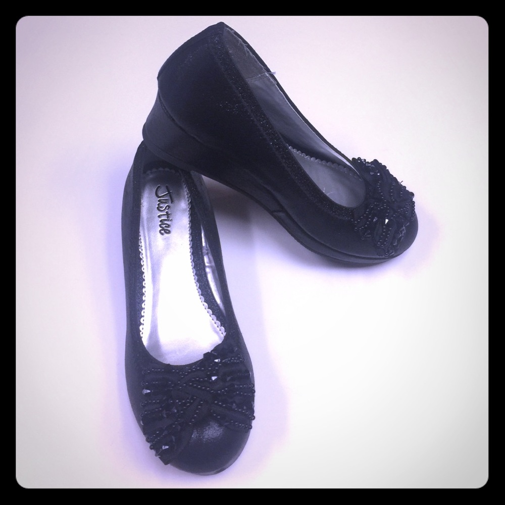 Justice black wedge shoes size 3