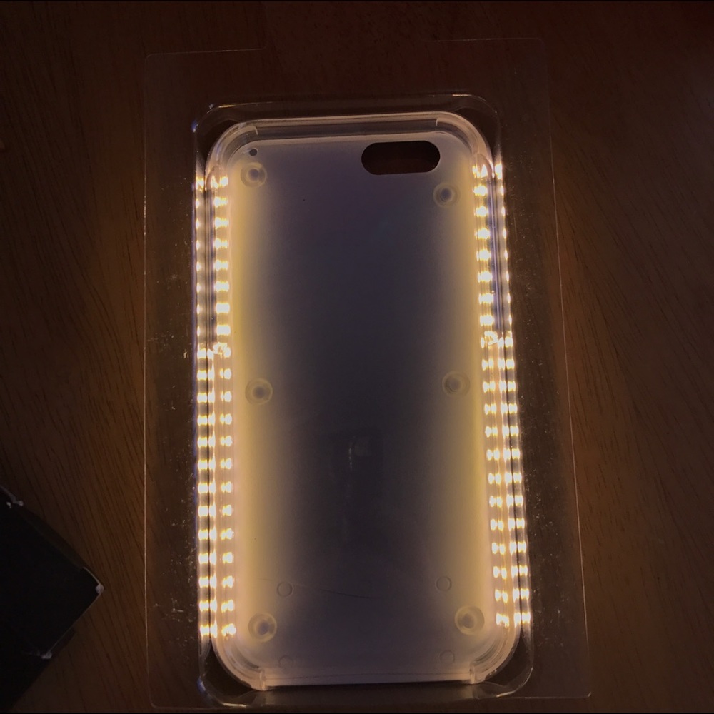Lumee light up phone case for iPhone 6/6s - Picture 3 of 3