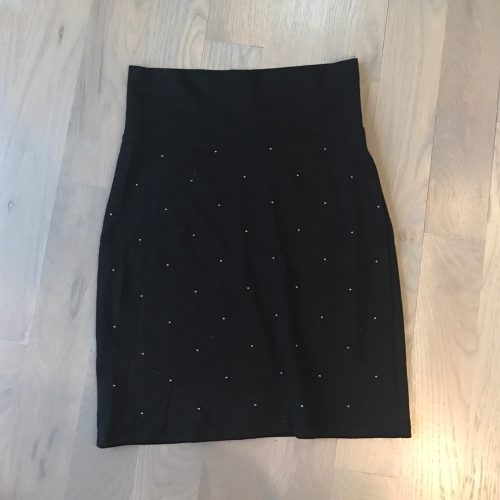 High waisted knit skirt with metal detail