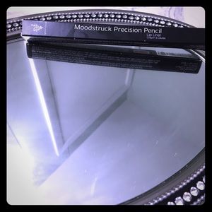 Younique Lip Liner in Pouty 👄