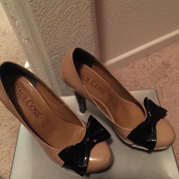 Shoes - Picture 2 of 3