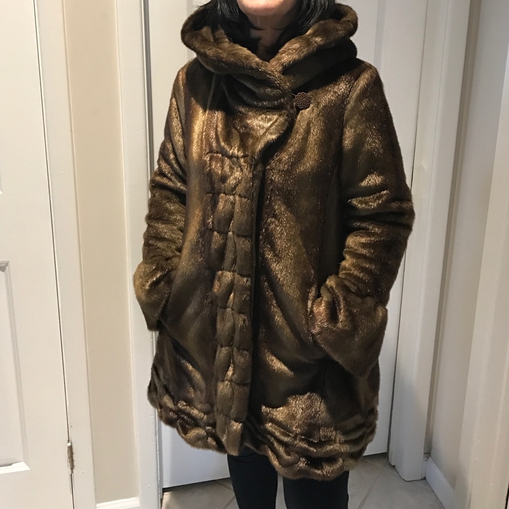 Jones New York Faux Fur Coat