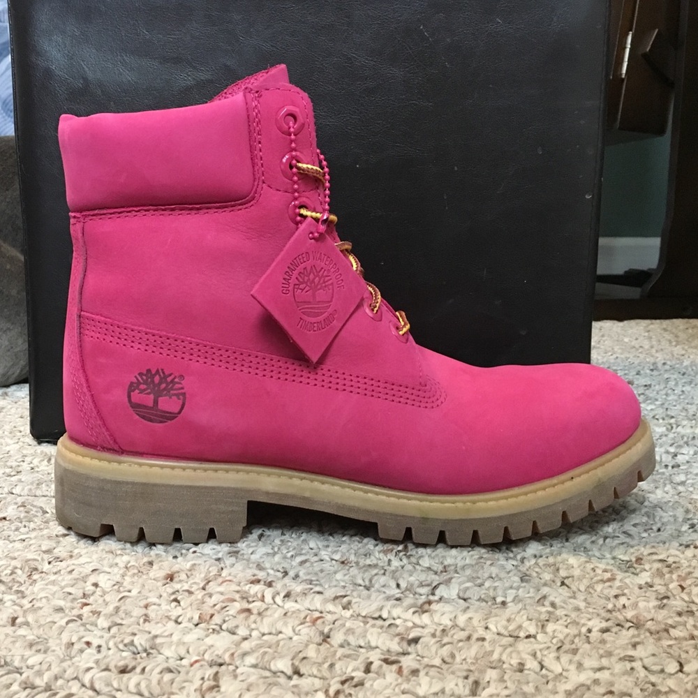 6" Waterproof Pink Timberlands