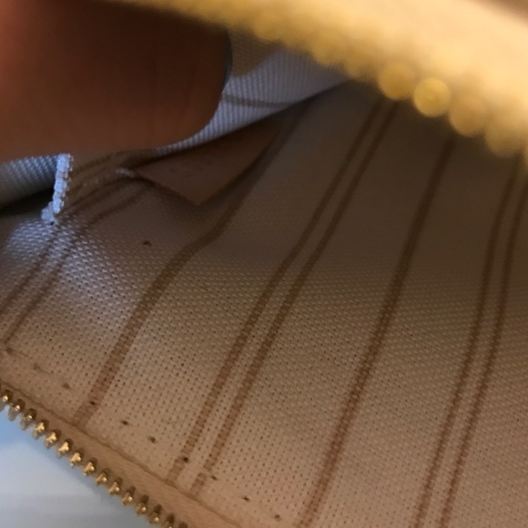 SOLD - Picture 3 of 4