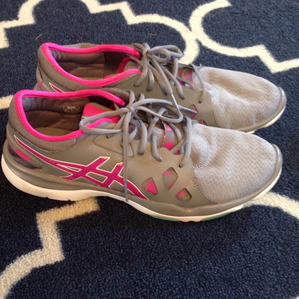 All items 3/$20. Last day!