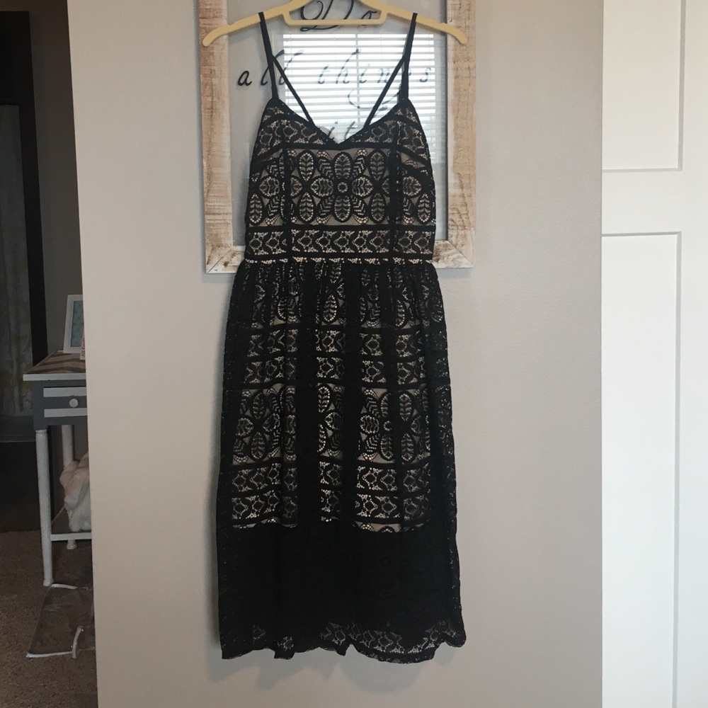 Black lace midi dress