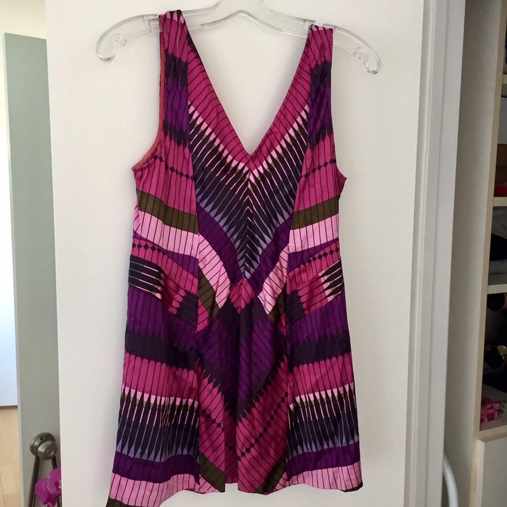 A Common Thread Beautiful Tank Top - Picture 2 of 4