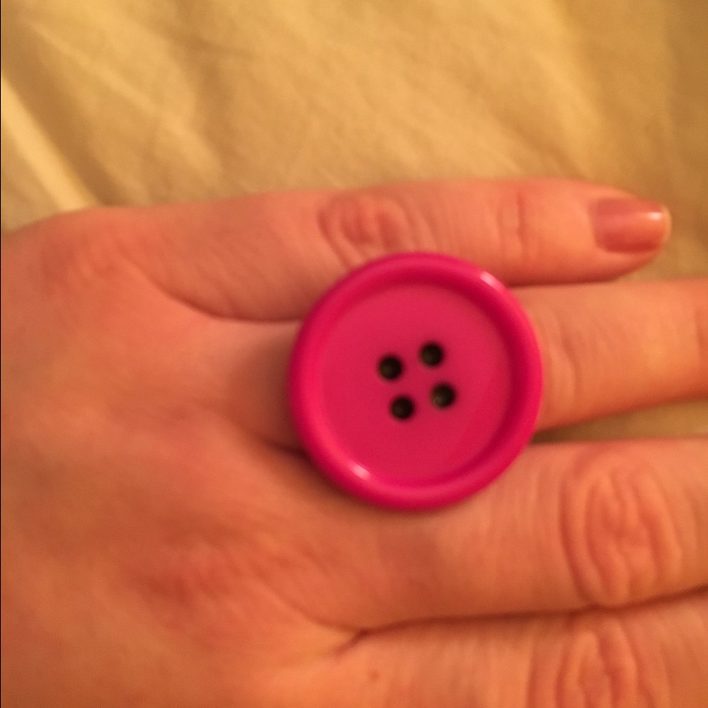Button Ring - Picture 2 of 2