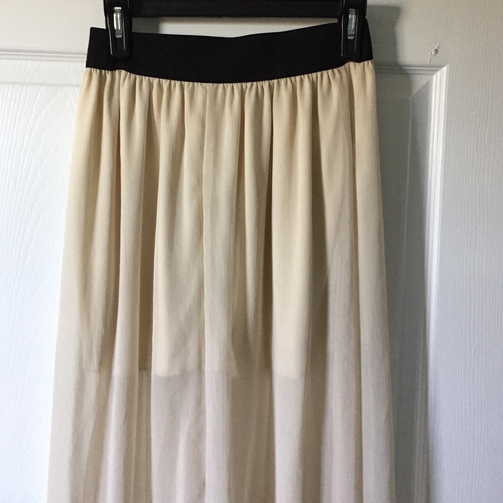 Juniors Nude Sheer Maxi Skirt Woven Double Layer - Picture 2 of 3