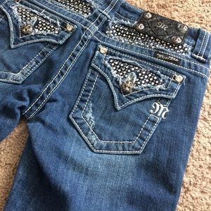 ✨Miss Me studded capris✨