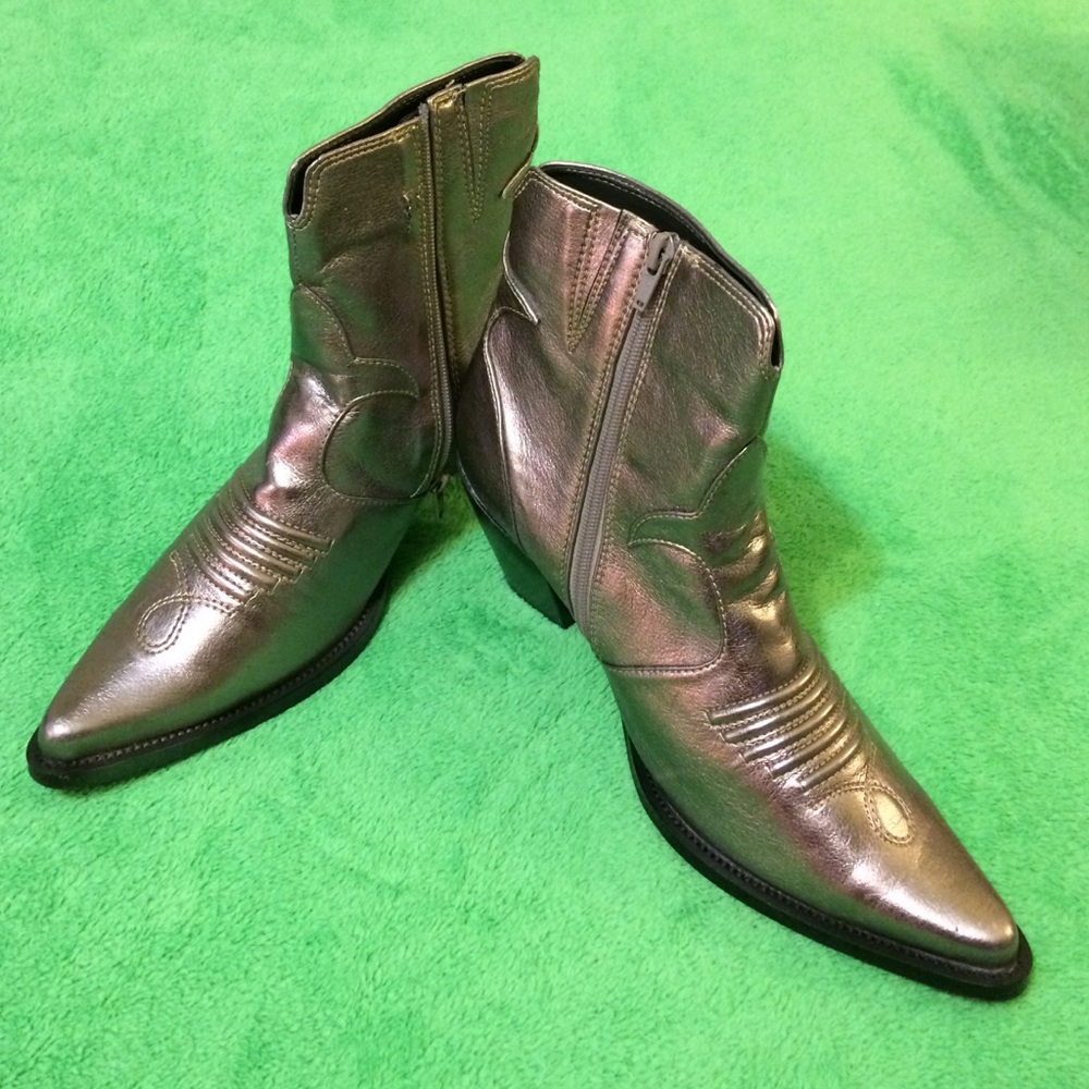 Go Max short Pewter Boots