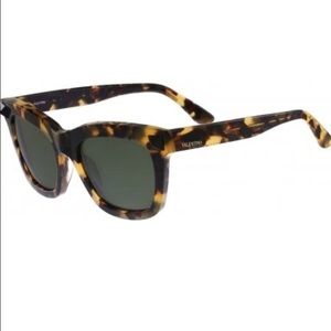 Valentino rockstud vintage havana sunglasses