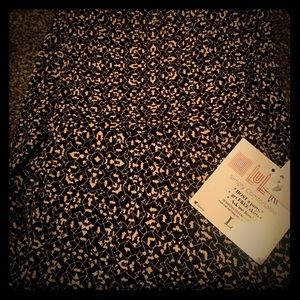 LuLaRoe Large Maxi NWT