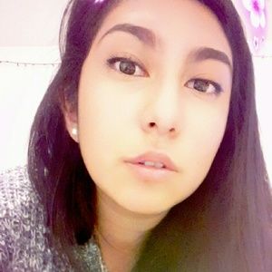 Meet your Posher, Eunice