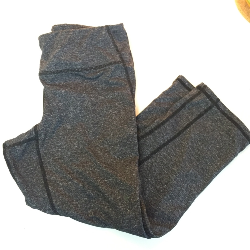 GapFit workout leggings, capri length