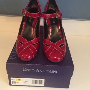 Red patent leather heel size 8 1/2