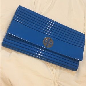 Brand New Tory Butch Clutch! 💙