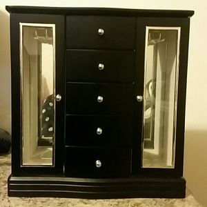 Black & Silver Jewelry Box