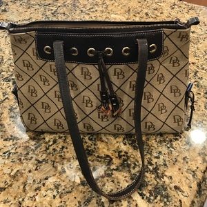 Dooney & Bourke bag