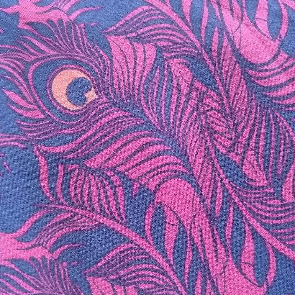 LulaRoe Azure - Picture 2 of 3