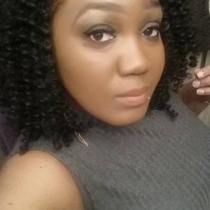 Meet your Posher, Crystal