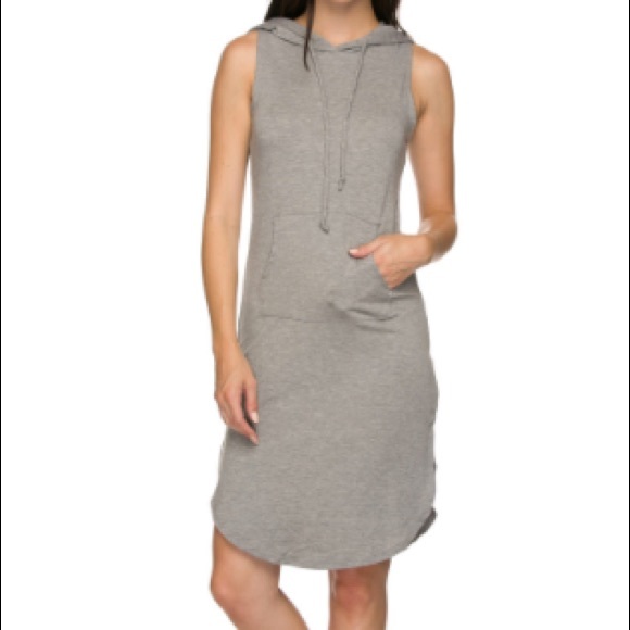 Sleeveless Hooded Dress - Picture 2 of 4