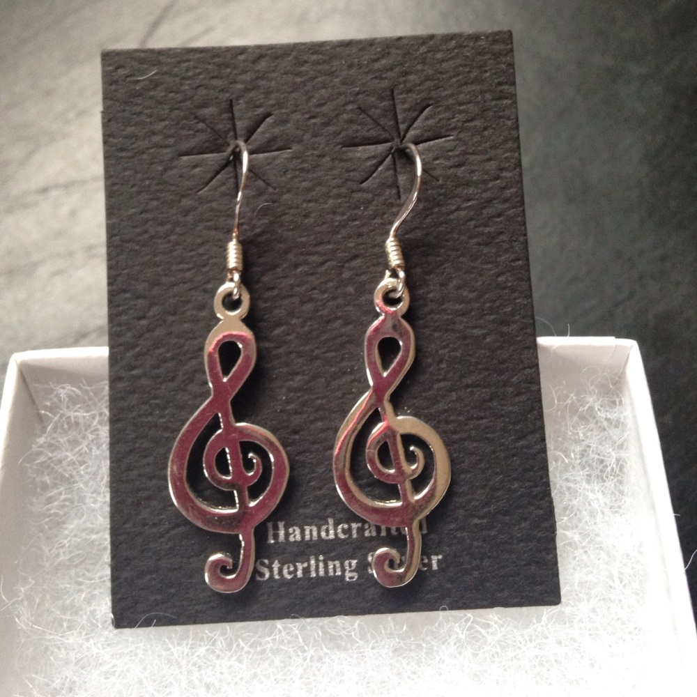 Sterling silver treble clef earring