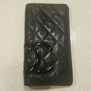 Authentic chanel bifold wallet