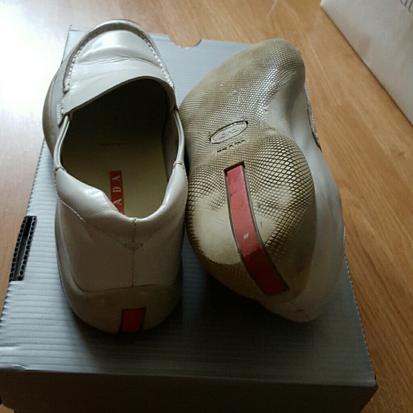 orginal prada slip on - Picture 2 of 2
