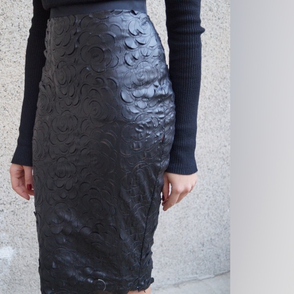 VEGAN LEATHER FITTED PENCIL SKIRT, EVERYDAY, PARTY - Picture 1 of 3