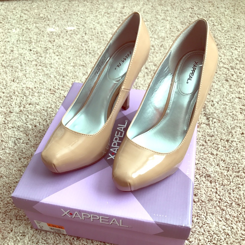 X.Appeal Nude Patent Heels