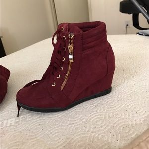Burgundy sneaker wedges