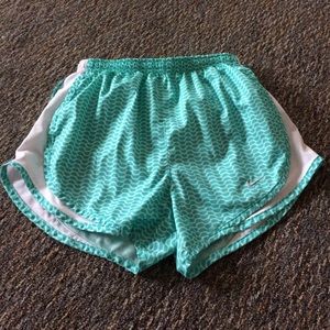 Nike Women's Tempo Shorts XS