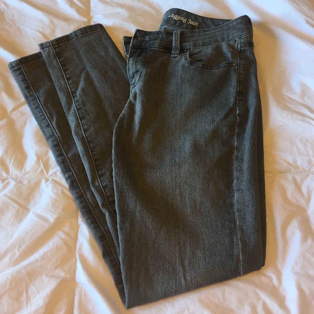 Limited Legging Jeans