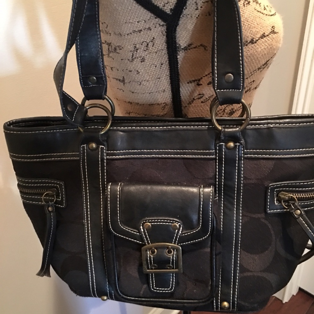 Coach purse and wallet