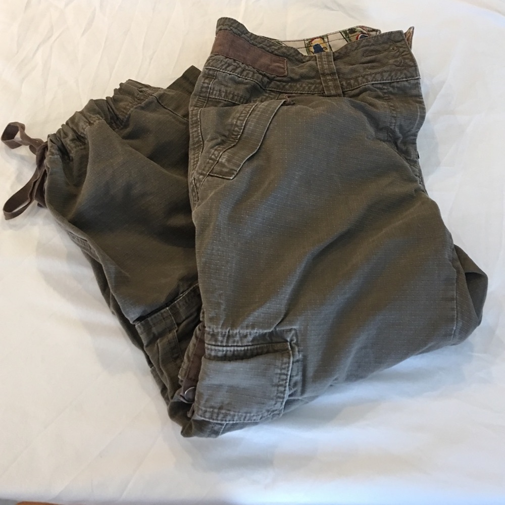 CAbi Cargo Capris