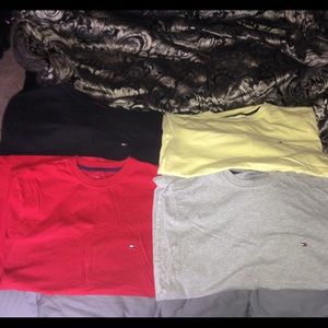 Lot of 4 men small Tommy Hilfiger tshirt