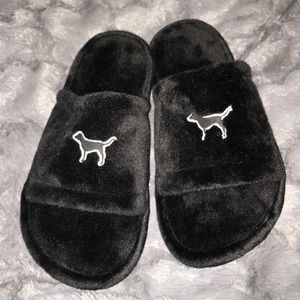 NWOT soft fluffy PINK slippers