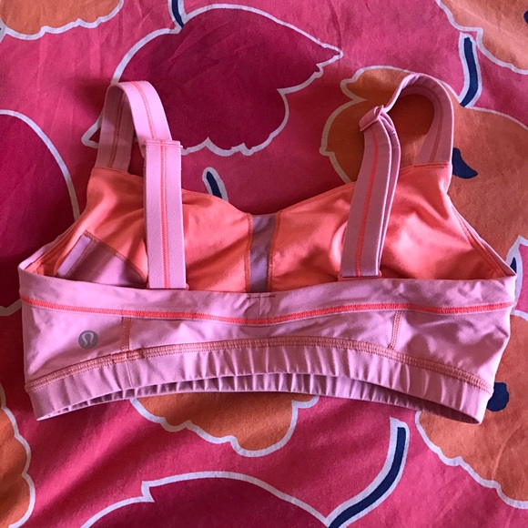 Lululemon - Picture 1 of 2