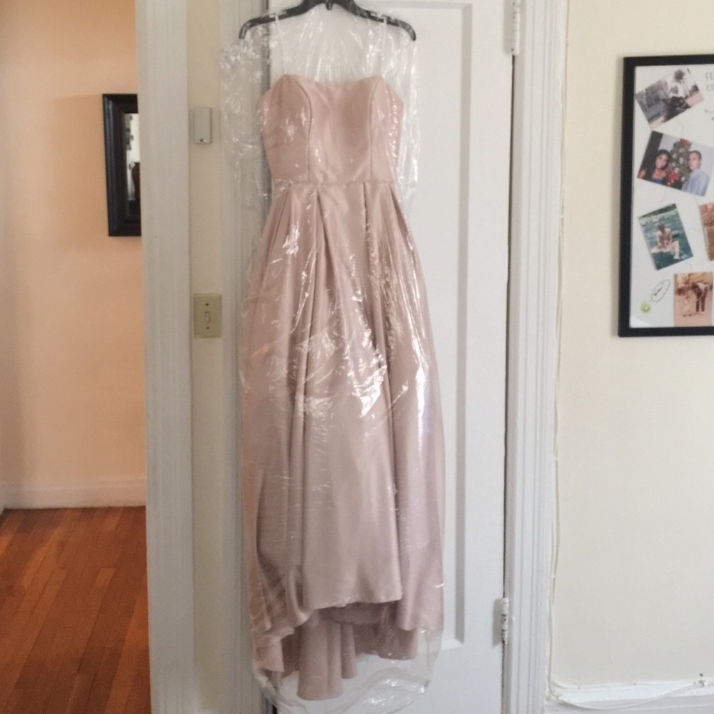 Betsy & Adams gown. Size 6.